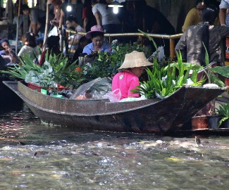 catfishatfloatingmarketphotobyDerekIrland